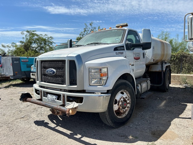 2018 Ford F-750 4x2 Water Truck (Inoperable)