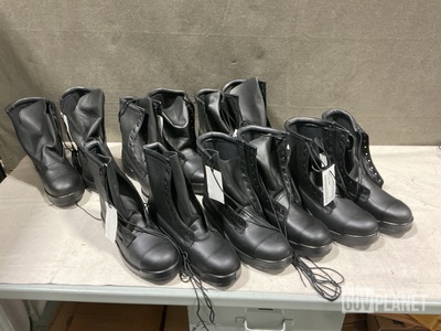 (23) Pairs of Men's Safety Boots