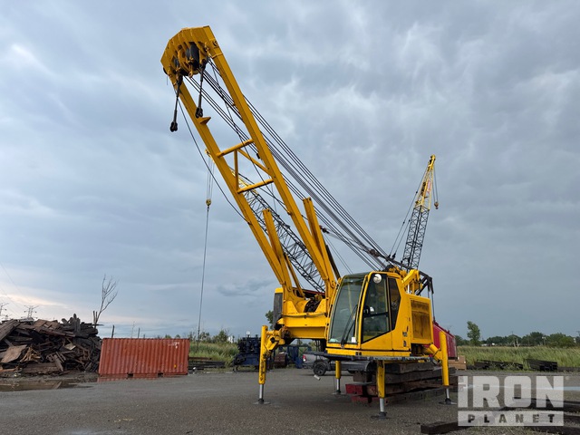 2003 Manitowoc 1015 132 ton Lattice-Boom Crawler Crane
