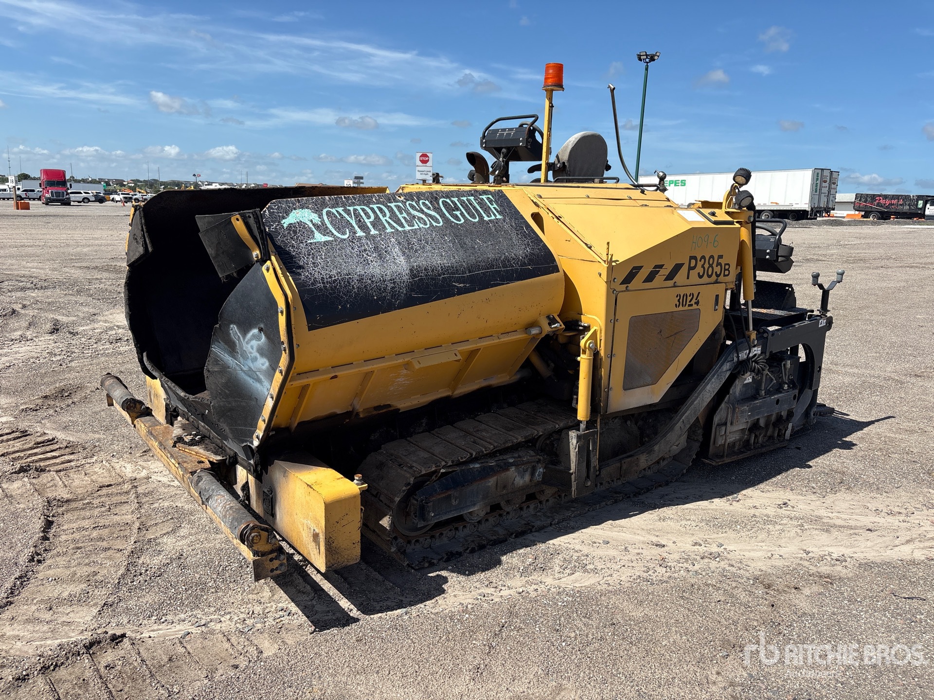2020 Weiler P385B Track Asphalt Paver
