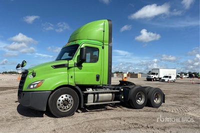 2019 Freightliner Cascadia 116 6x4 Cabeza Tractora Cabina Corta