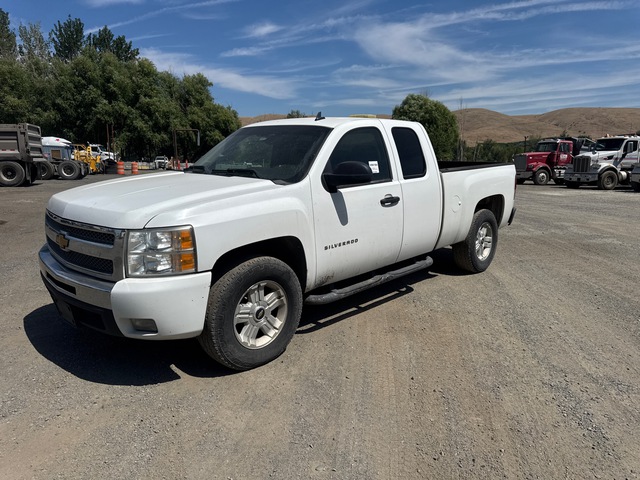 2011 Chevrolet 1500 4x2 Extended Cab Pickup
