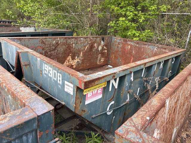 11 ft 10 cyd Roll-Off Container