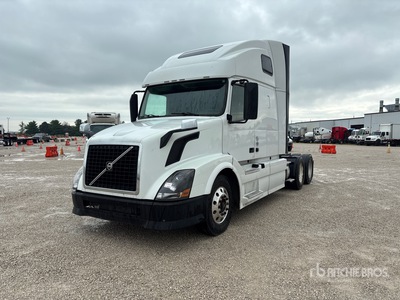 2016 Volvo VNL 6x4 Tracteur routier couchette