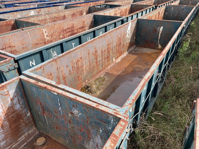 22 ft 3 in 30 cyd Roll-Off Container