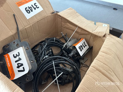 Trimble GPS Unit with Trimble SNR930 900 MHz Machine Radio and Trimble GPS Grade Control System GPS 機器　その他