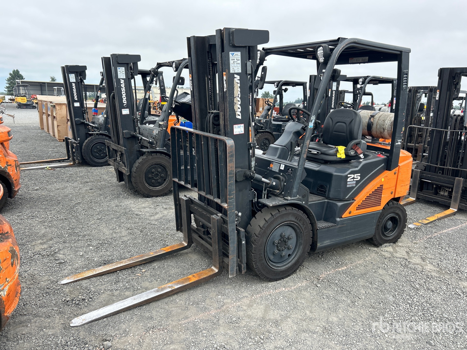 2020 Doosan G25N-7 4600 lb Cushion Tire Forklift