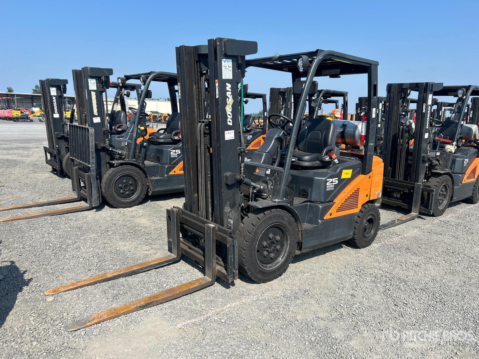 2020 Doosan G25N-7 4600 lb Cushion Tire Forklift
