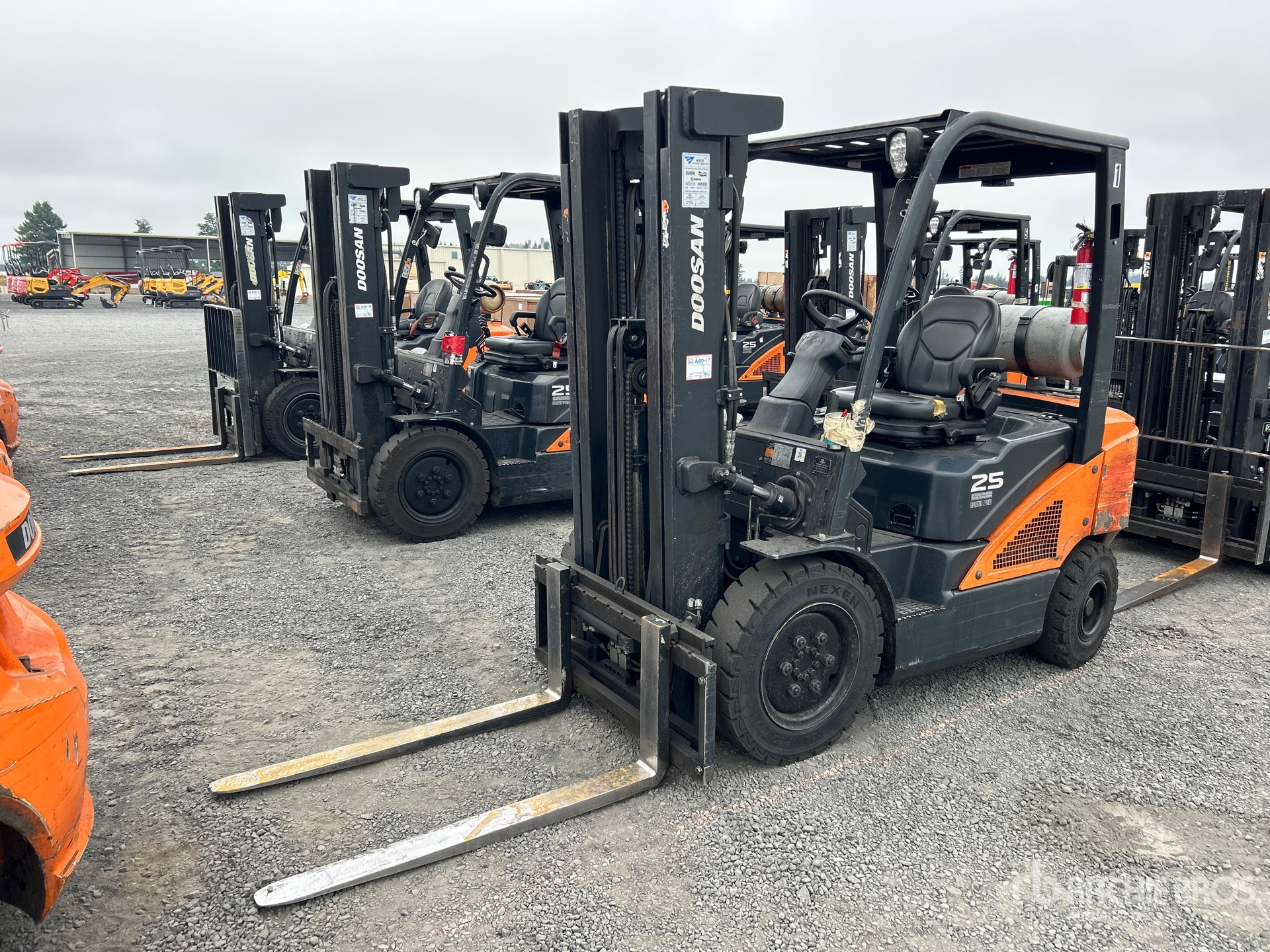 2020 Doosan G25N-7 4600 lb Cushion Tire Forklift