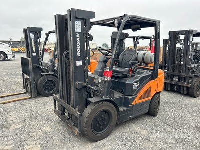 2020 Doosan G25N-7 Wózek widłowy