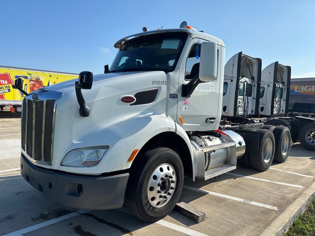 2017 Peterbilt 579 6x4 T/A Day Cab Truck Tractor
