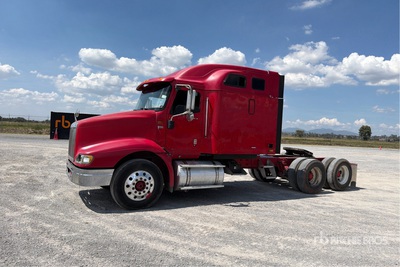 2007 International 9200i 6x4 Tractocamion con Dormitorio / 3- Achs Sattelzugmaschine mit Schlafkabine