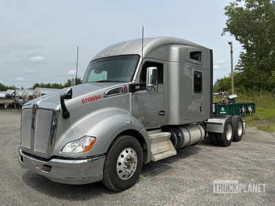 2020 Kenworth T680 T/A Sleeper Truck Tractor