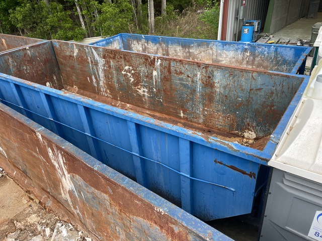 22 ft 30 cyd Roll-Off Container