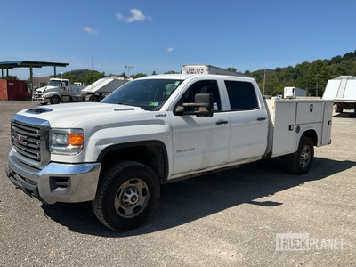 2019 GMC 2500 HD 4x4 Crew Cab Utility Truck