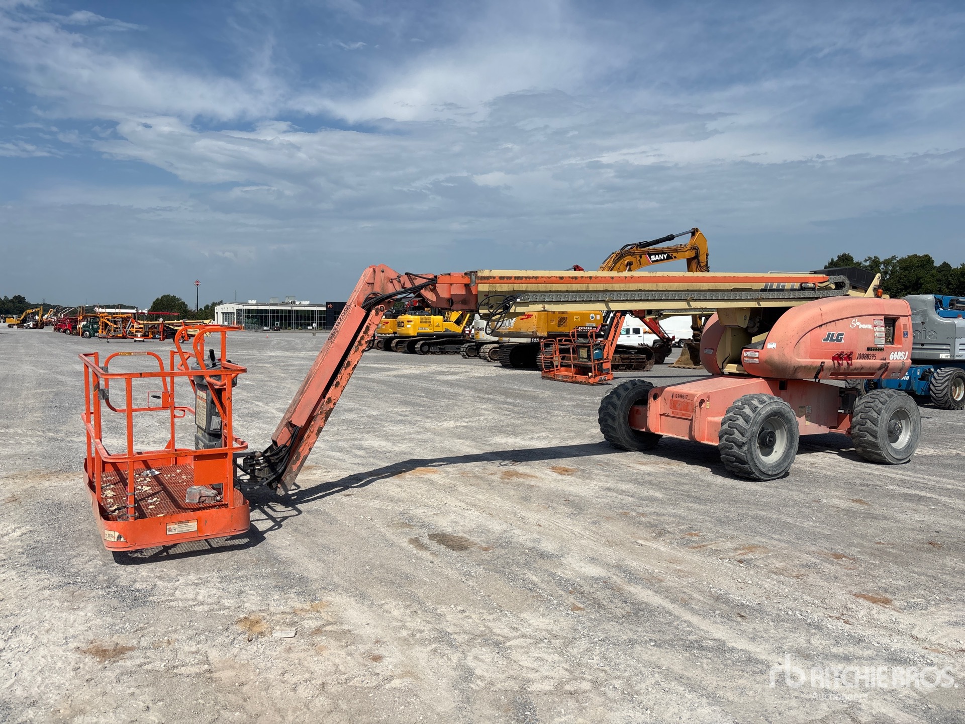 2005 JLG 660SJ 4WD Diesel Piattaforma monobraccio articolata