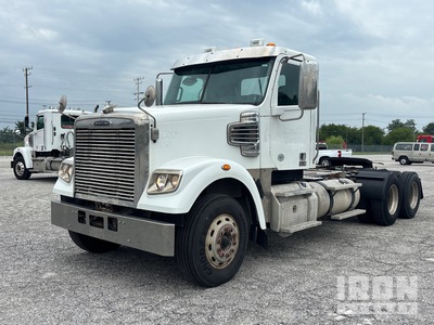 2019 Freightliner 122 SD 6x4 T/A Day Cab Truck Tractor