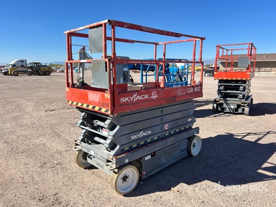 2015 Skyjack SJIII 4632 Electric Scissor Lift