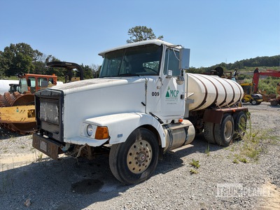 1992 Volvo WHITEGMC 1600 gal 6x4 Ciężarówka na wodę
