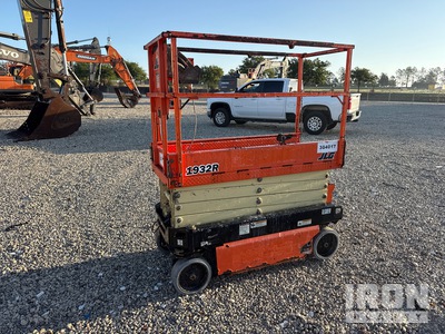 2019 JLG 1932R Electric Scissor Lift
