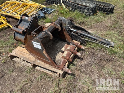 Quantity of (2) Excavator Buckets & (1) Coupler - Fits Bobcat Mini Excavator