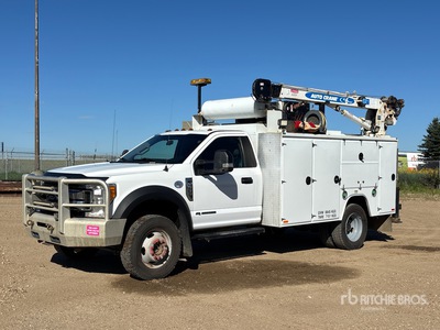 2017 Ford F-550 XLT 4x4 Camion de servicios