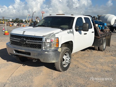 2011 Chevrolet Silverado 3500HD 4x4 Crew Cab Table Top Truck