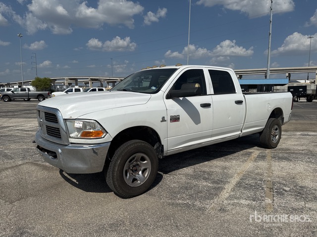 2012 Ram 3500 4x4 Crew Cab Pickup