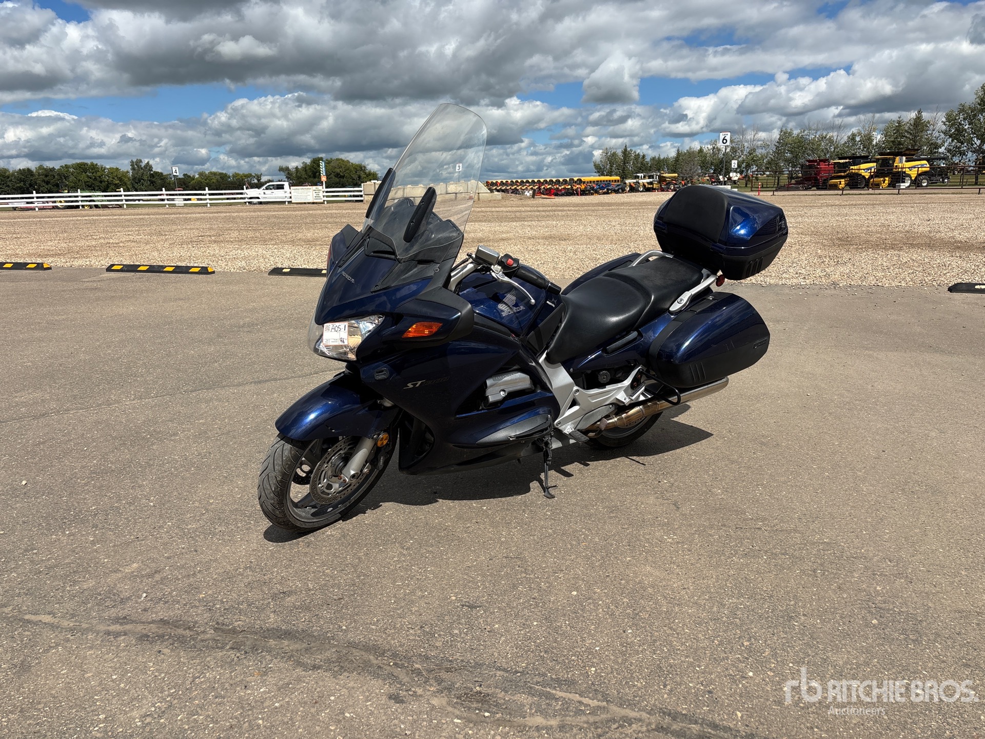 2004 Honda ST1300 1261 cc Sport Touring Bike