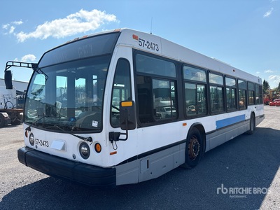2005 Novabus LFS L192 4x2 28-Seat Transit を見 Bus
