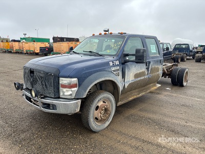 2009 Ford F-550 XL 4x4 Crew Cab Cab and Chassis