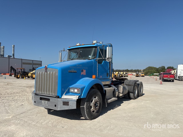 2017 Kenworth T800 6x4 T/A Day Cab Truck Tractor