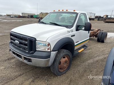 2007 Ford F-550 XL 4x4 Kabina i podwozie (Inoperable)