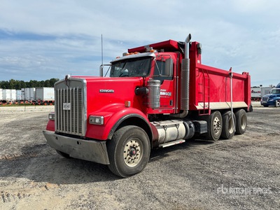 2015 Kenworth W900 8x4 Wywrotka Tri/A