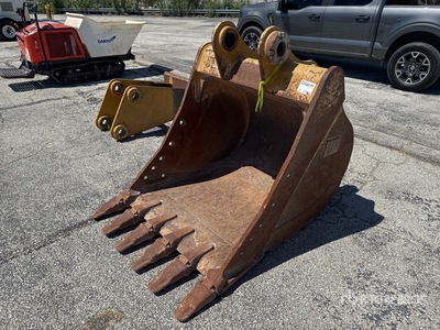 Cat 48 in Excavator Bucket - Fits CAT 320E