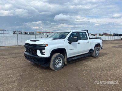 2022 Chevrolet Silverado 3500HD 4x4 Crew Cab Pick-up