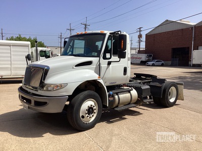 2018 International 4400 4x2 S/A Day Cab Truck Tractor