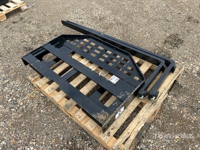 2026 GIYI GY-DHC 59 in Skid Steer Forks (Unused)
