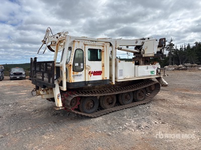 1988 Go-Tract 1000H Crawler Carrier Crane