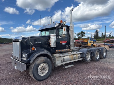 2013 Western Star 4900 8x4 Tri/A Day Cab Truck Tractor