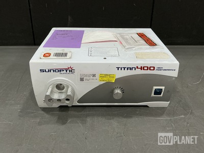 Sunoptics Titan 400HP Light Source