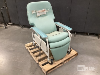 Lumex 566G857 Hospital Chair