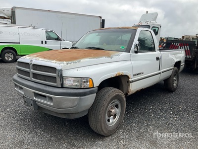 1997 Dodge Ram 1500 4x4 Pickup (Inoperable)