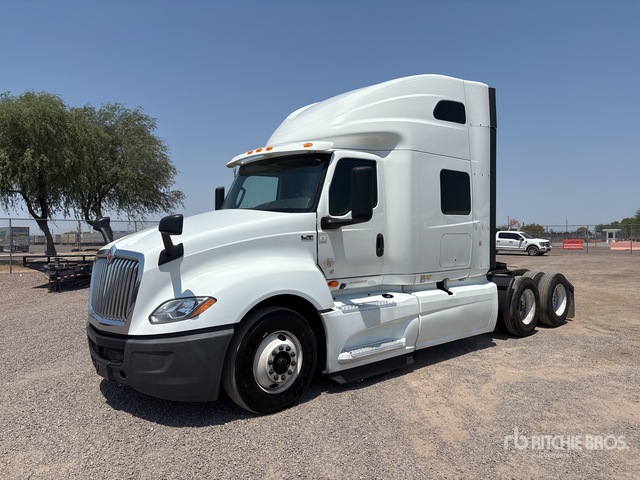 2019 International LT625 6x4 T/A Sleeper Truck Tractor