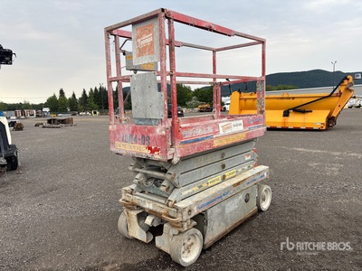 2010 Skyjack SJIII-3219 Electric Piattaforma aerea verticale