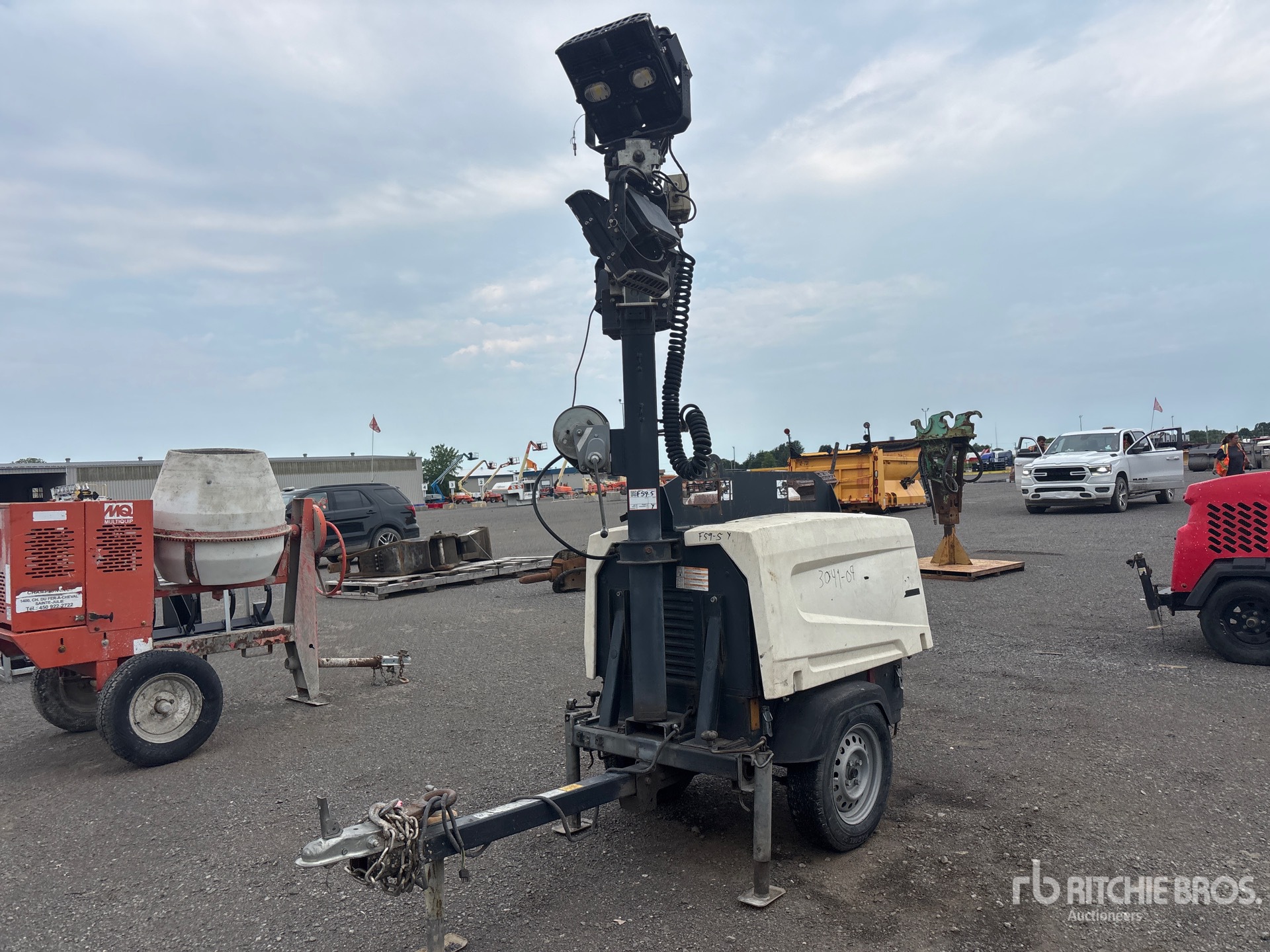 2017 Atlas Copco Hilight V5 Light Tower