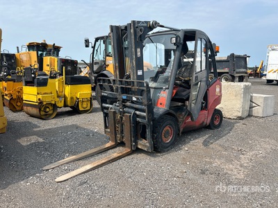 2017 Linde H35D 7000 lb Pneumatic Tire Montacargas