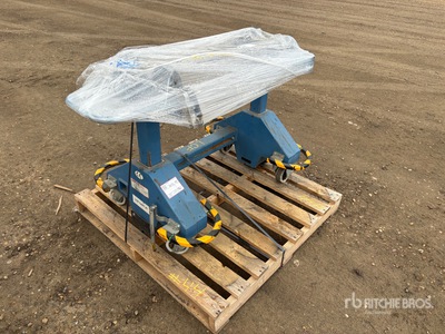 Rolling Tool Stand