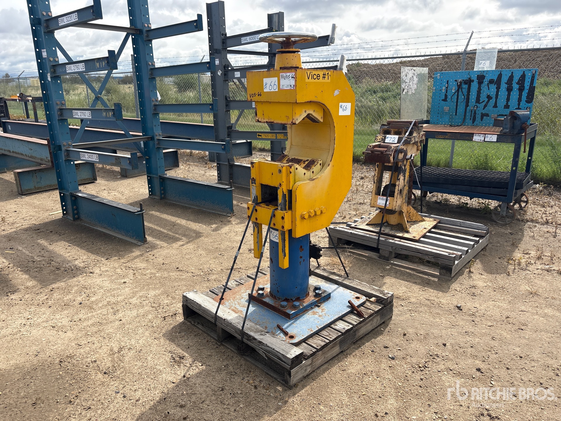 Latco 44 Ton HV Hydraulic Vice