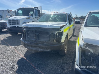 2017 Ford F-350 XL Cab and Chassis (Inoperable)